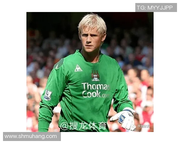 丹麦足球传奇老将回顾：从绿茵场到历史长卷的精彩人生